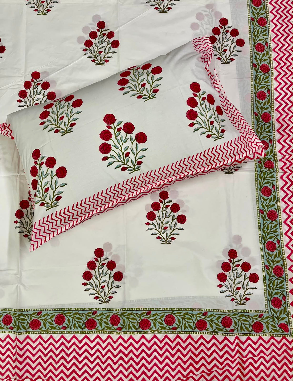 Hand Block Printed 100% Cotton Double Fitted Bedsheet – Crimson Rose Chevron | Gulpankh Canada