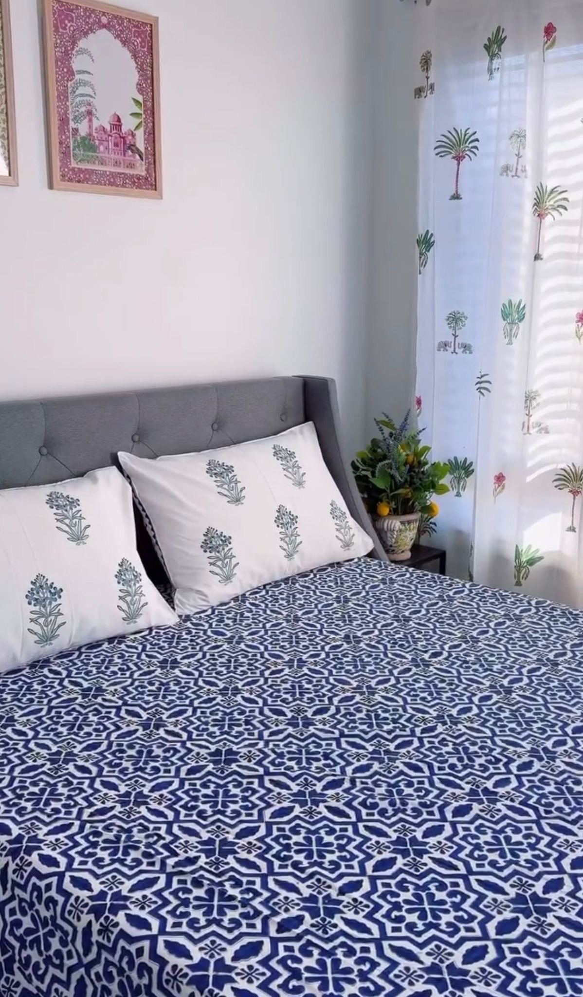 Hand Block Printed Queen Fitted Bedsheet - Indigo Jaali Trellis | Gulpankh Canada