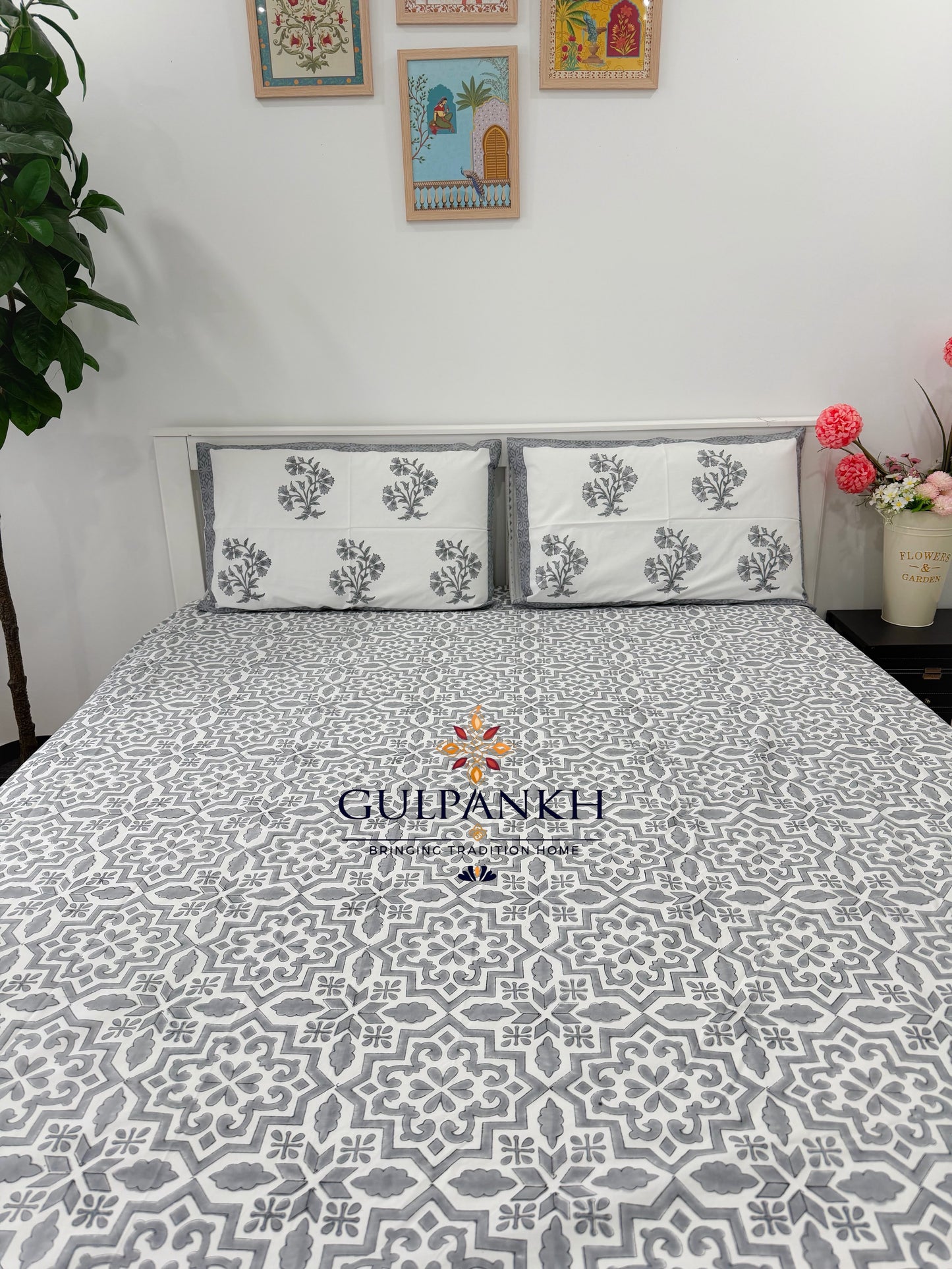 Hand Block Printed King Fitted Bedsheet - Ivory Slate Geometry | Gulpankh Canada