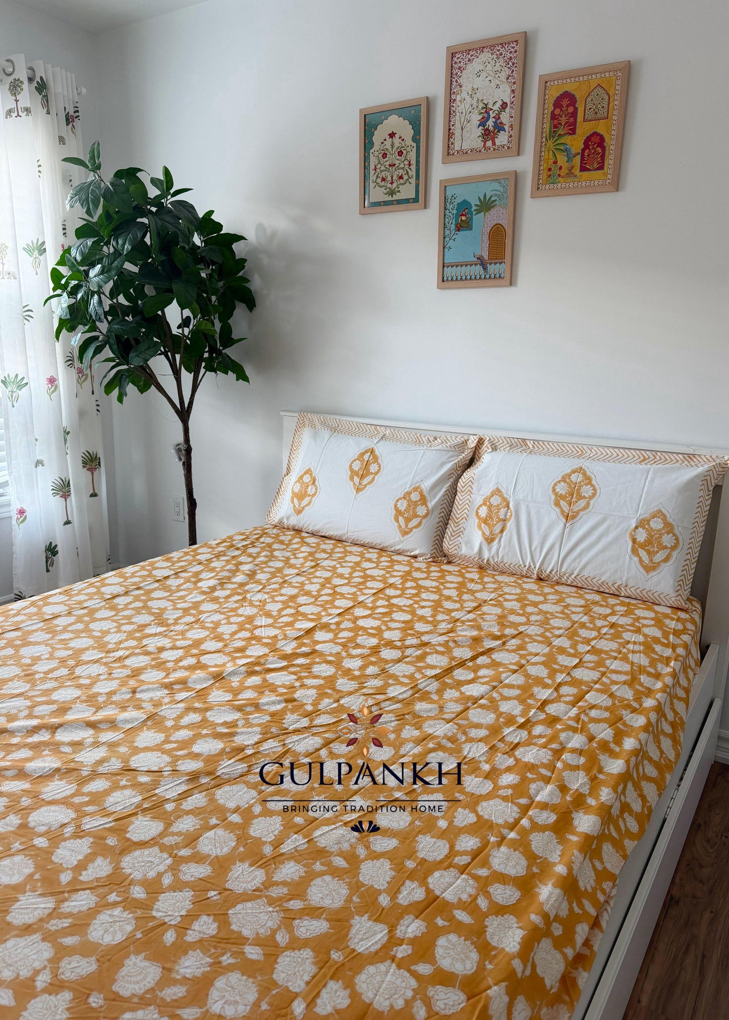 Hand Block Printed Queen Fitted Bedsheet - Gul Zard Mahal | Gulpankh Canada