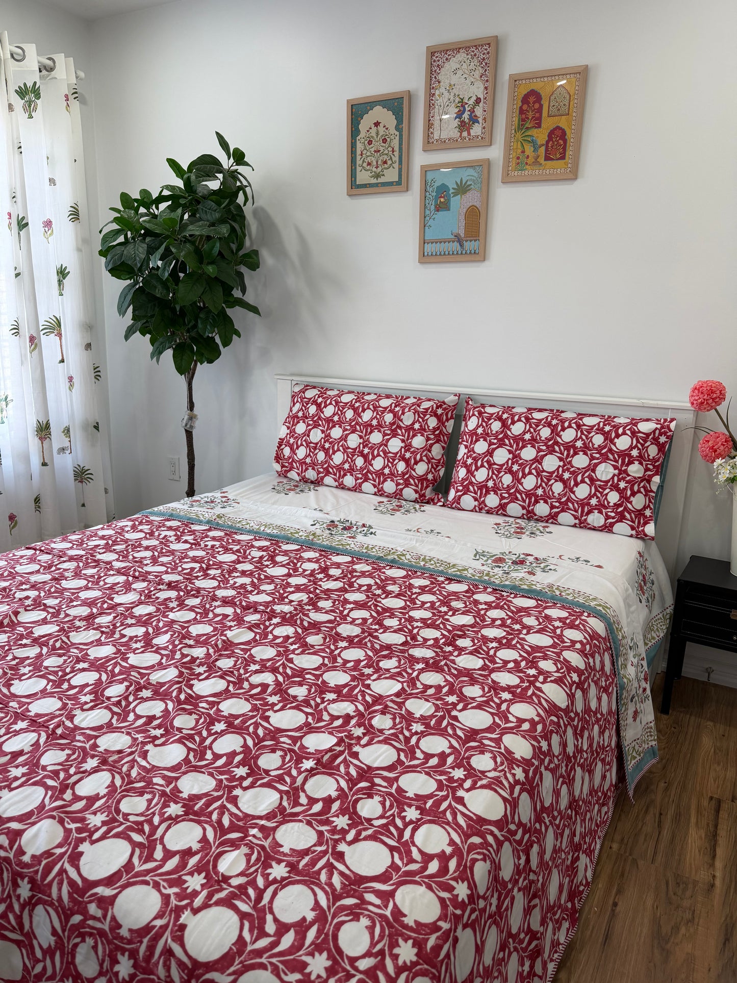 Hand Block Printed Cotton King Fitted Bedsheet with Matching Dohar - Rosé Garden | Gulpankh Canada
