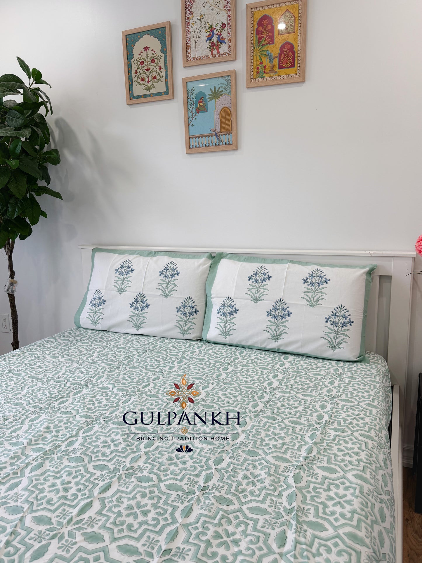 Hand Block Printed King Fitted Bedsheet - Ivory Sage Geometry | Gulpankh Canada