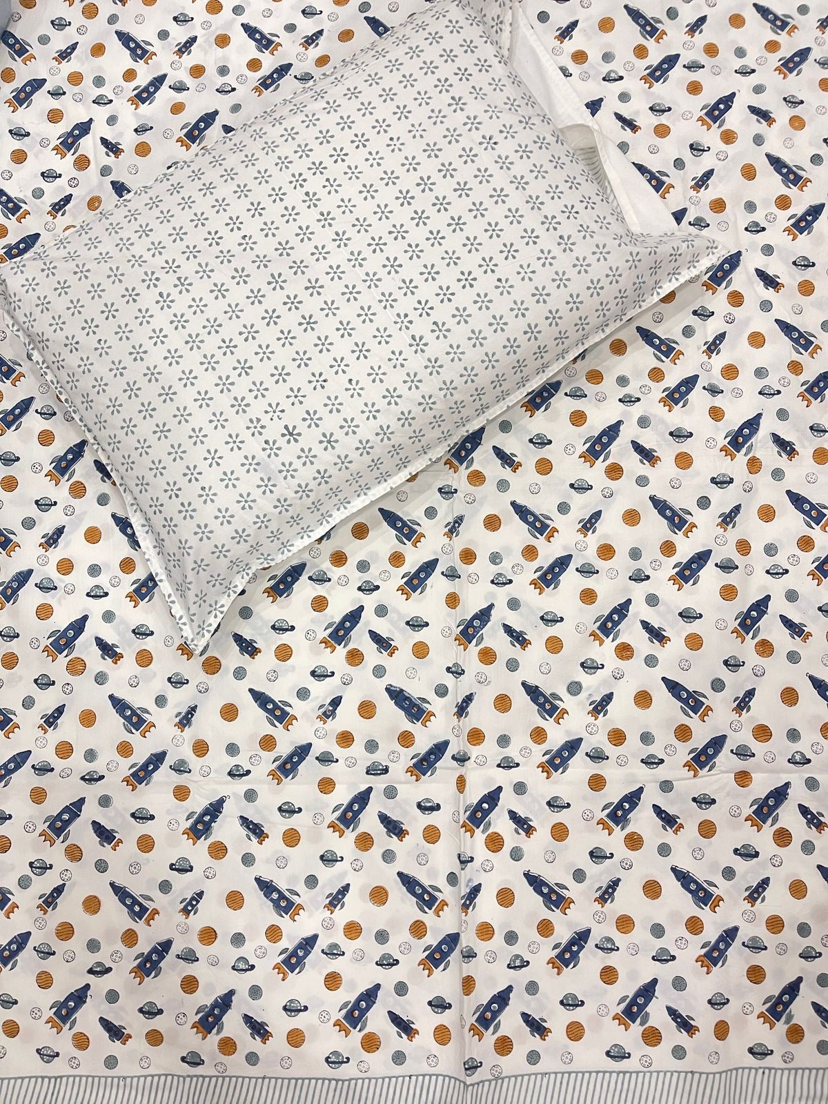 Hand Block Printed Fitted Bedsheet - Little Rocket Adventure | Gulpankh Canada