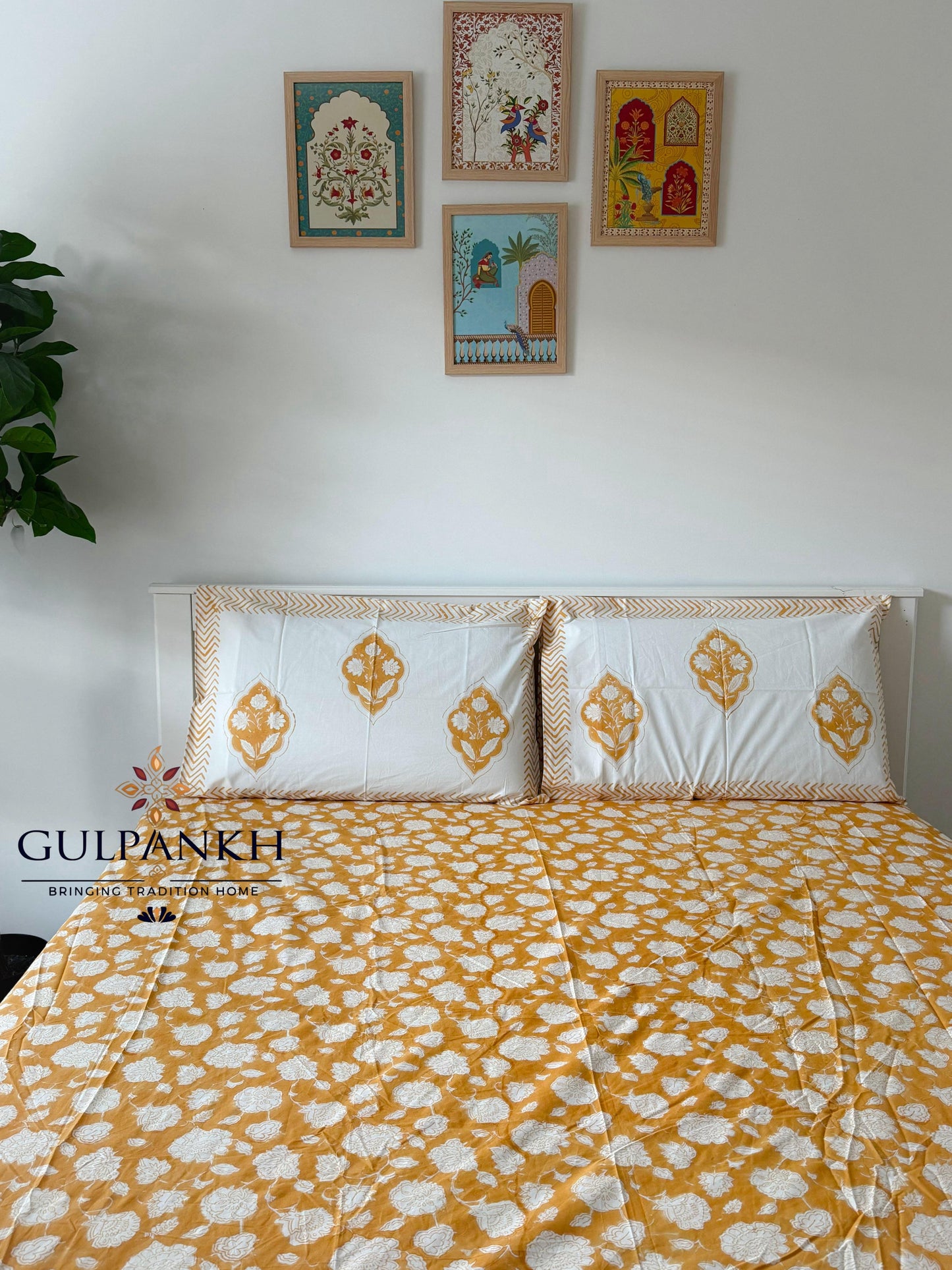 Hand Block Printed Queen Fitted Bedsheet - Gul Zard Mahal | Gulpankh Canada